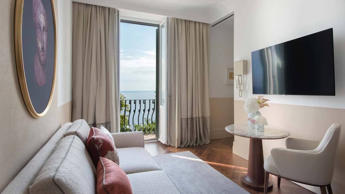 Sea View Junior Suite 