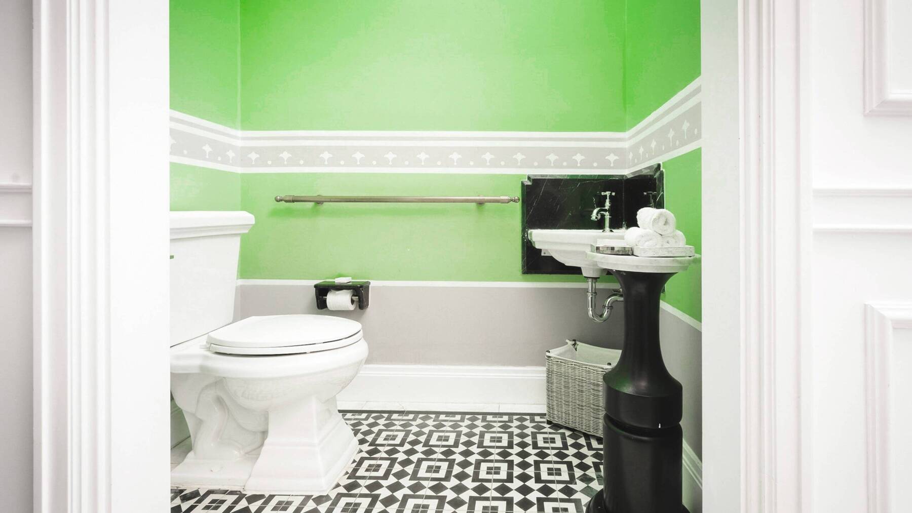 Emerald Bay Two Double Ocean View Balcony 