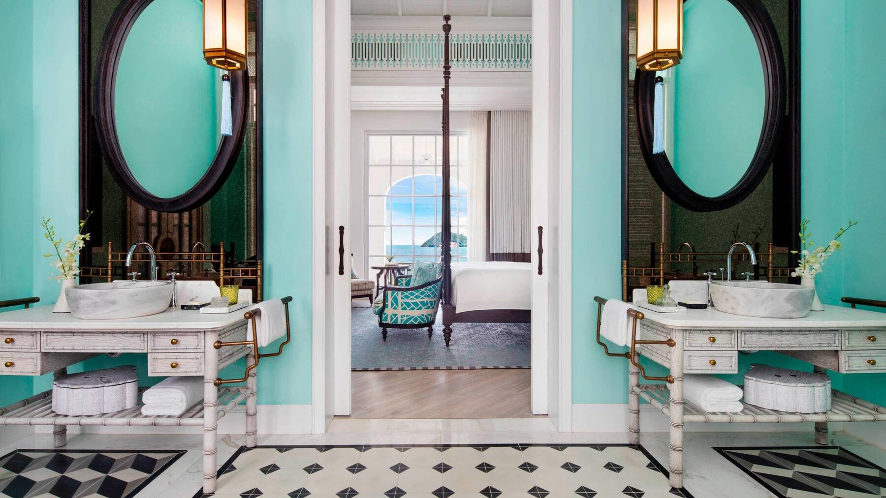 Turquoise Suite Executive Suite