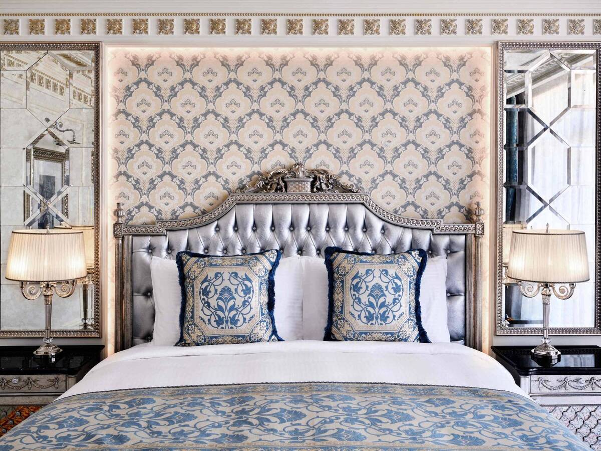 Deluxe Room King