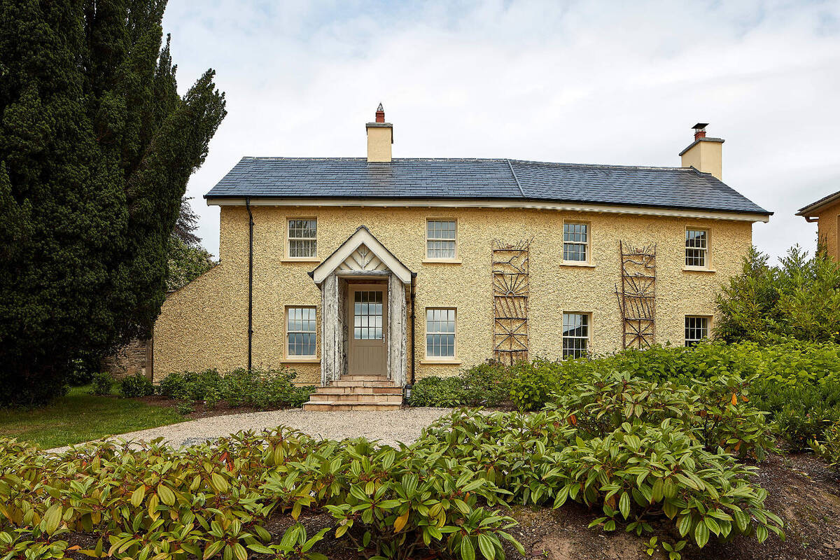 GARDENERS COTTAGE