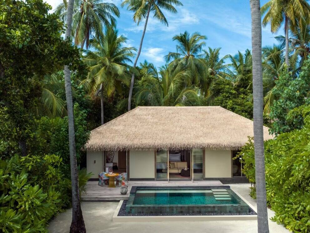 Family Beach Pool Villa