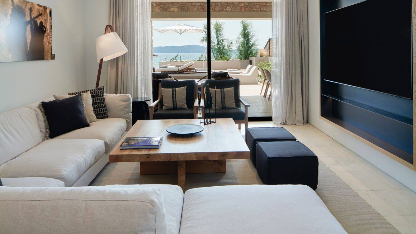 WOW Agora Beachfront Suite 