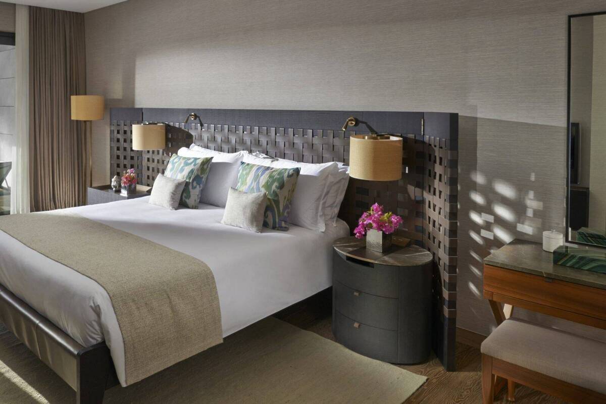 Two Bedroom Apartment with Pool 