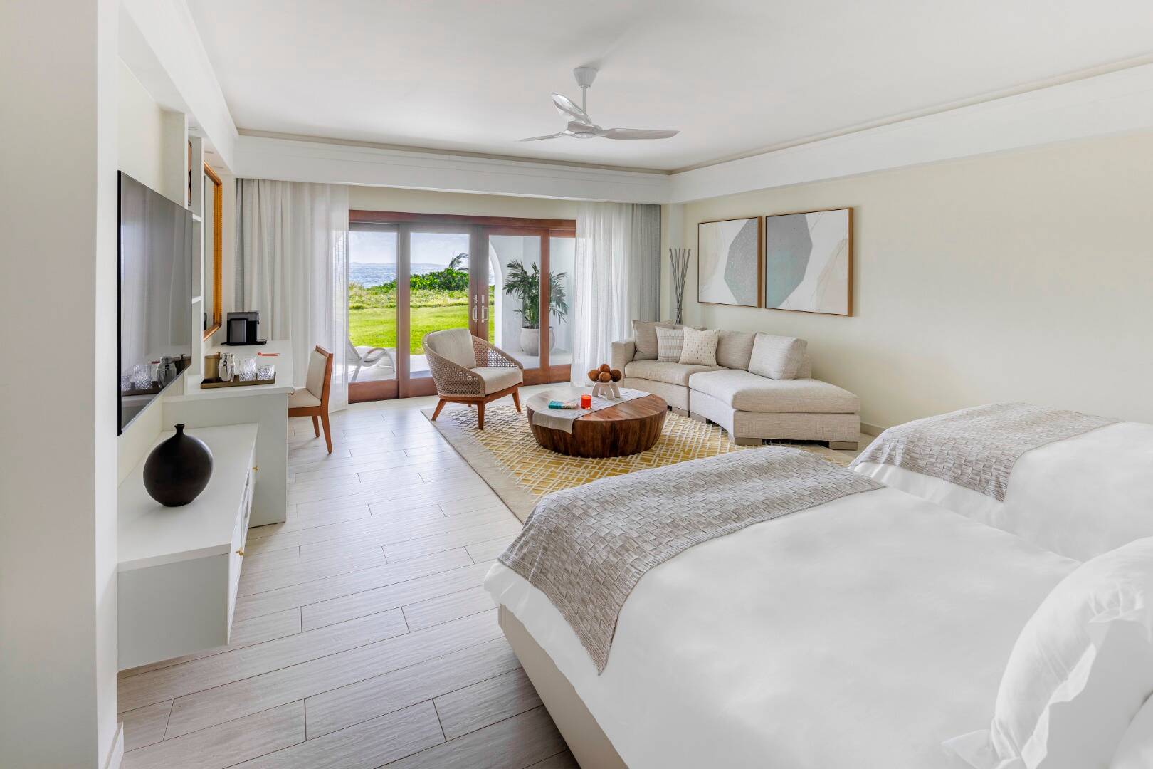 Beachfront Junior Suite Double