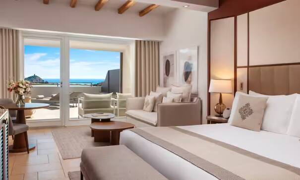 King Grand Deluxe Room With Sea View