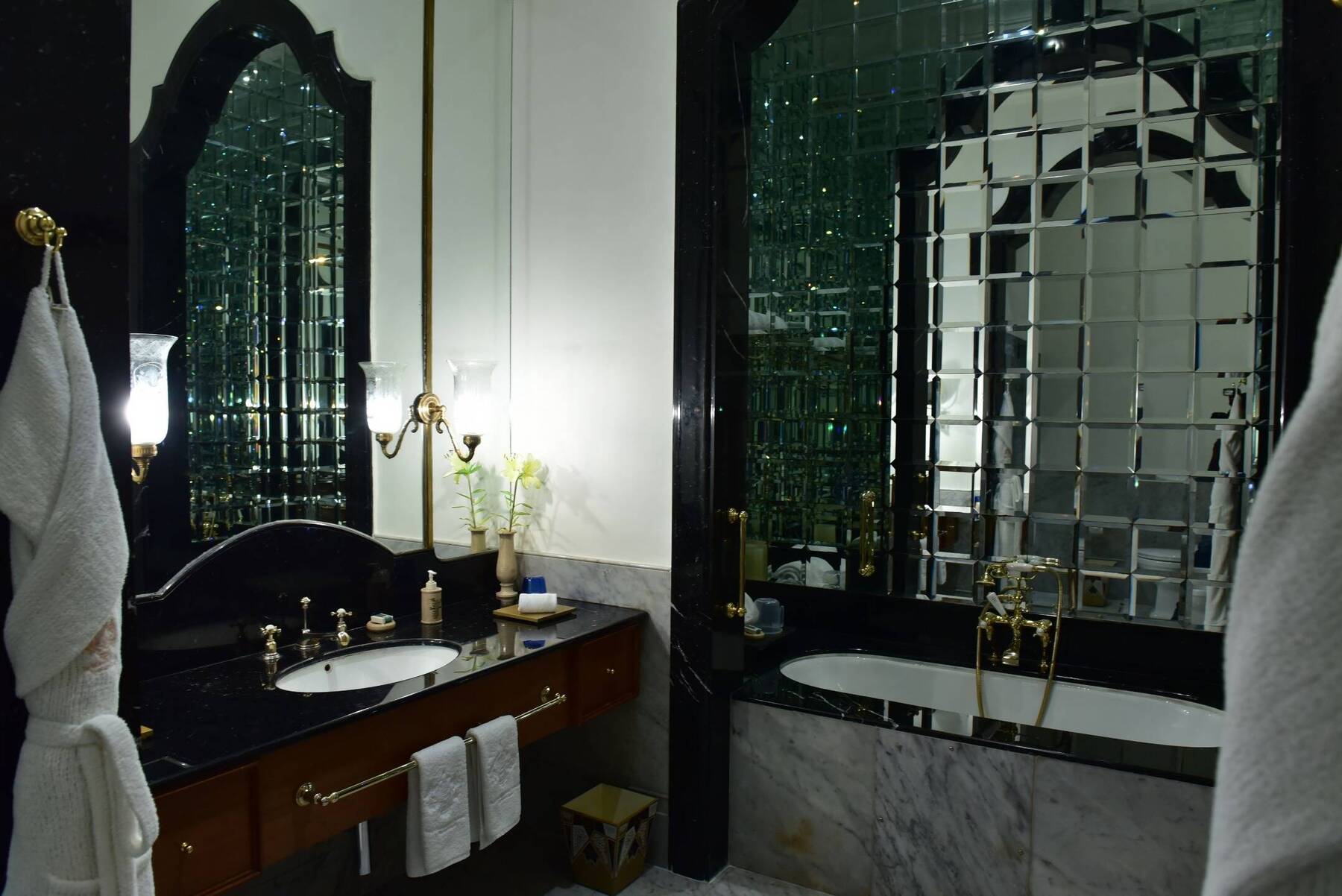 Royal Suite Garden View