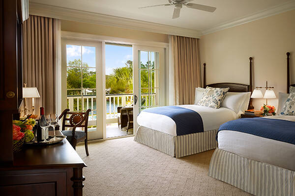 Lagoon Guest House Queen Queen Room