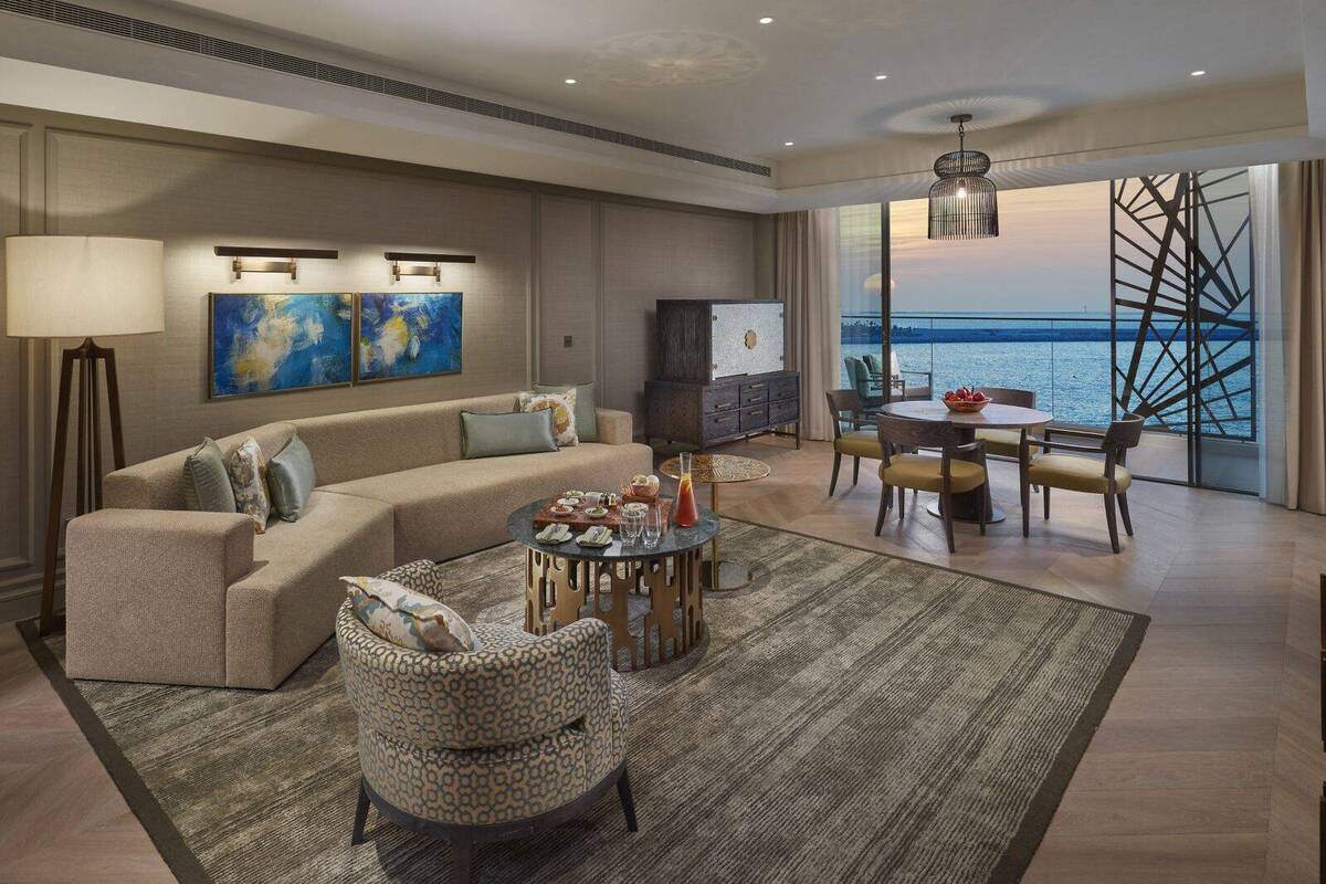 Premier Sea View Suite 