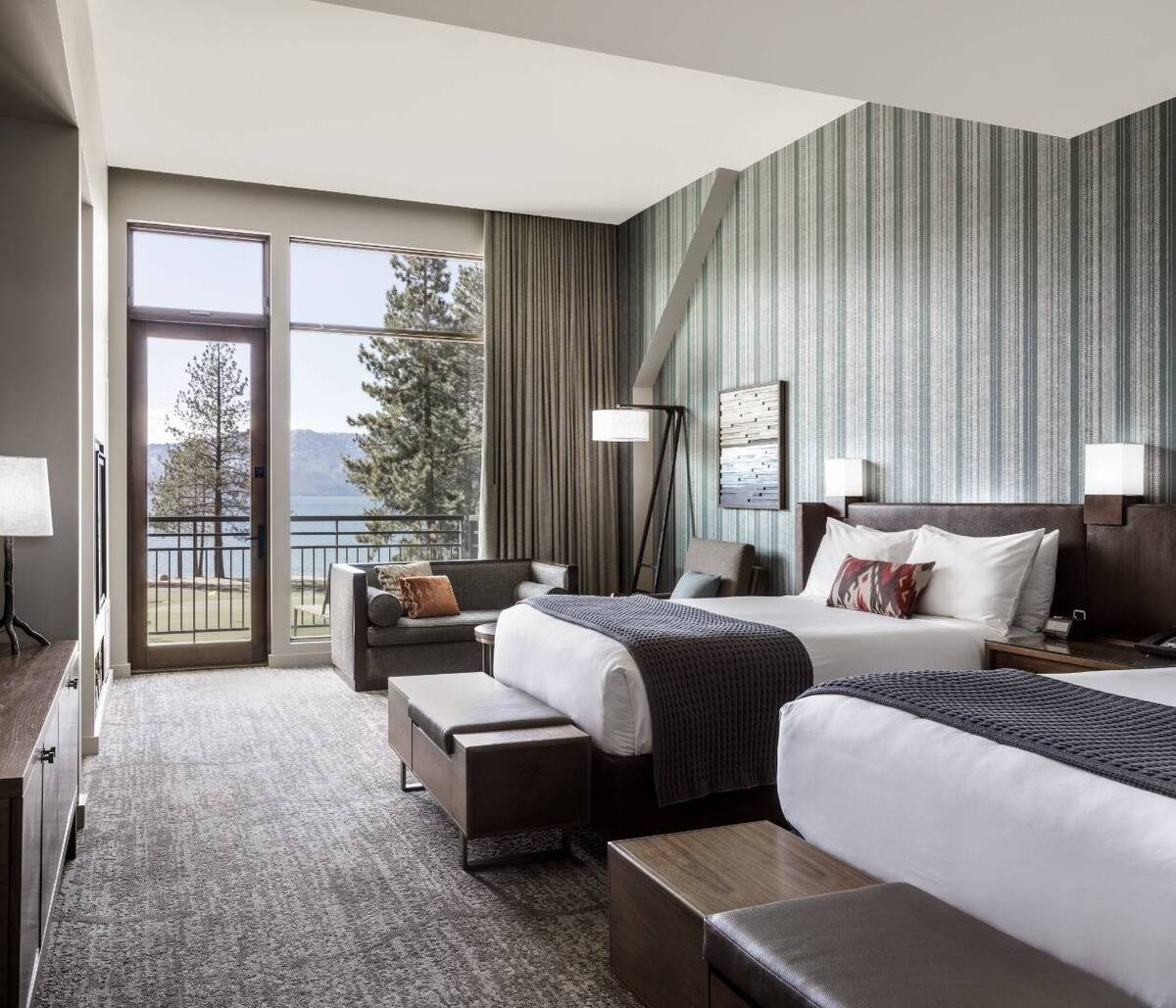 Tahoe Premier Double Queen Lakeview