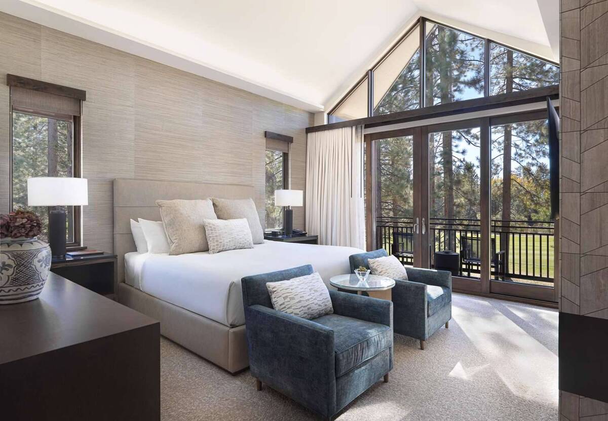 Edgewood Five Bedroom Villa Suite Lakeview