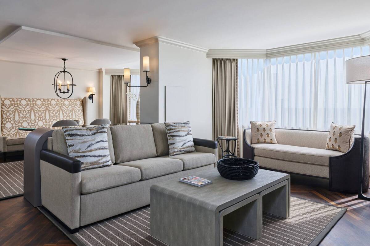 Buckhead Suite