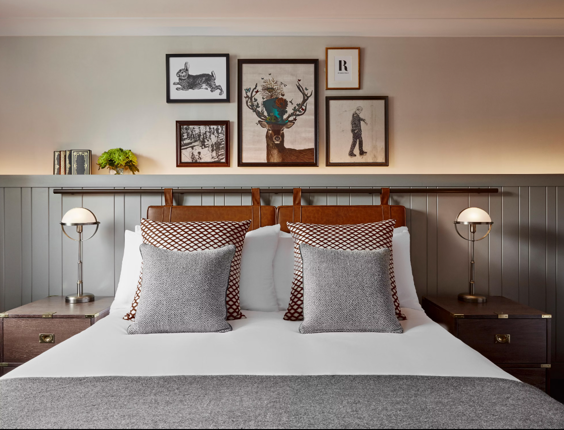 One Double Room Essential