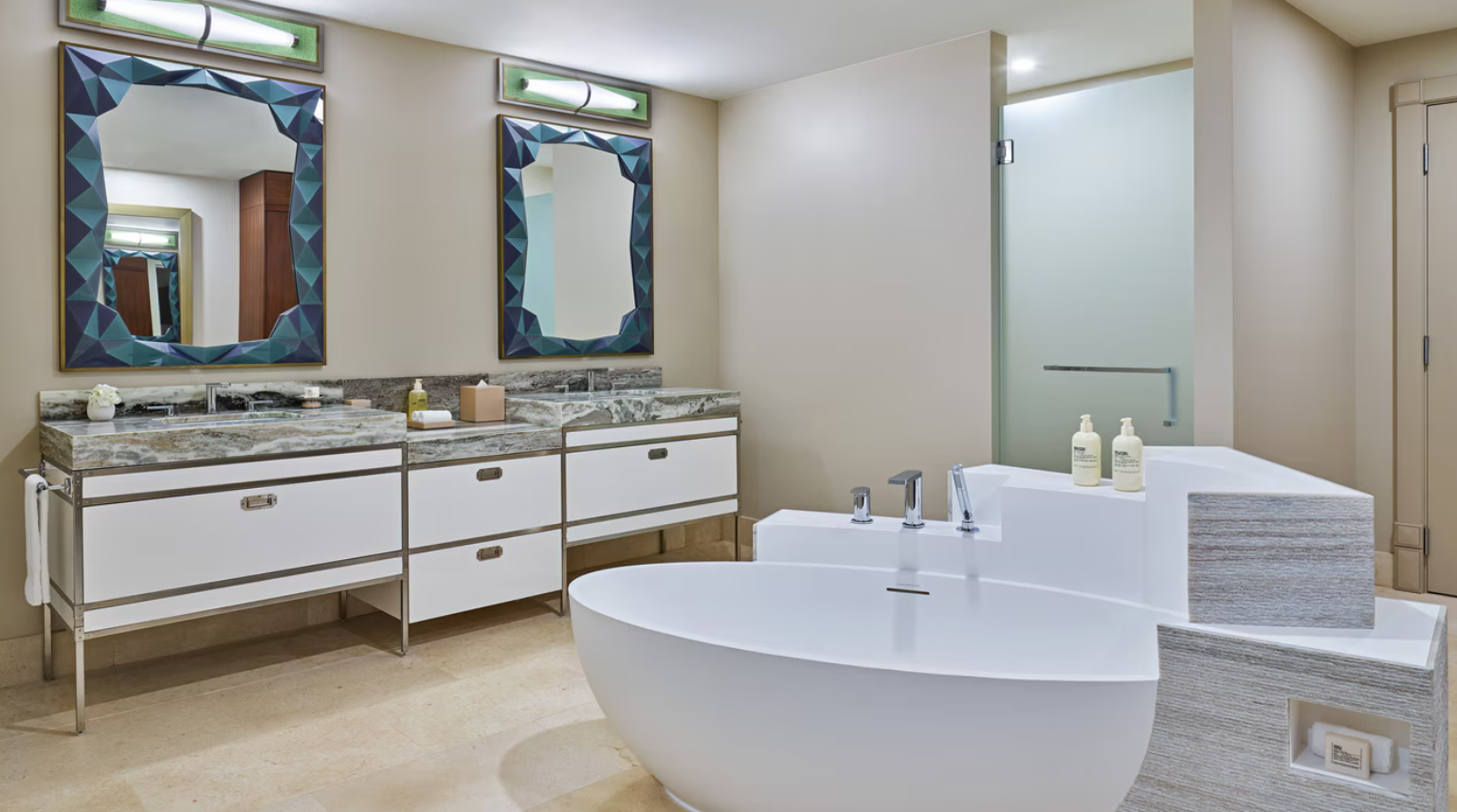 St. Regis Oceanfront Suite