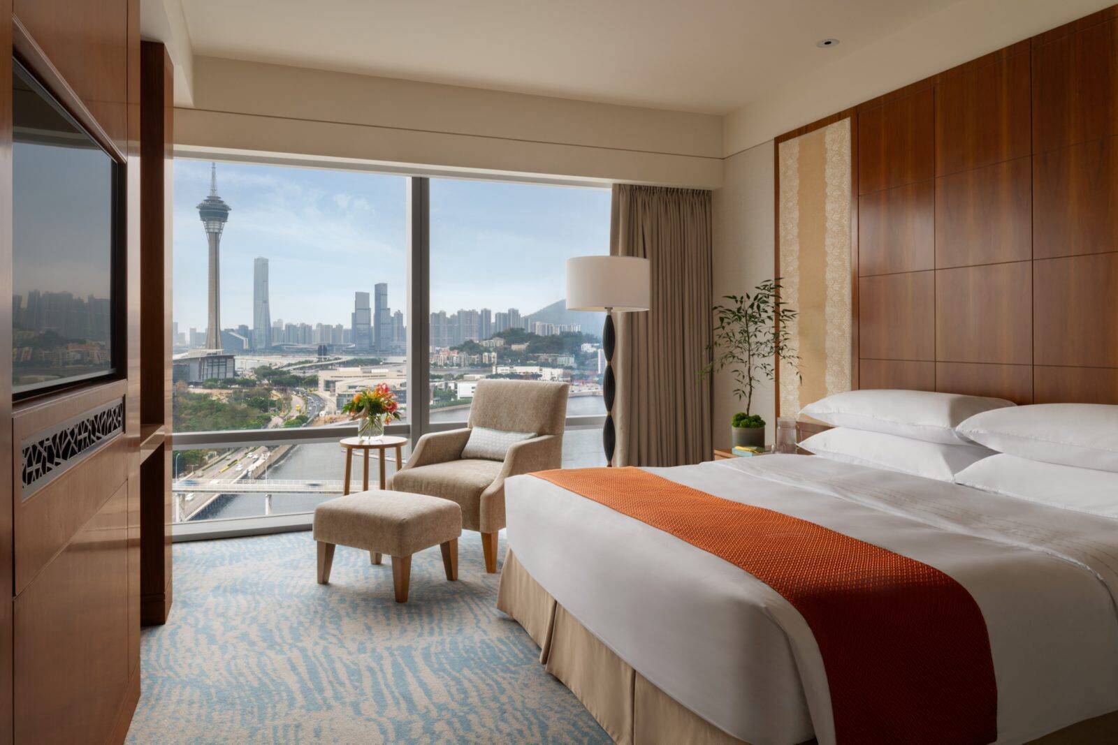 Deluxe Tower View Room