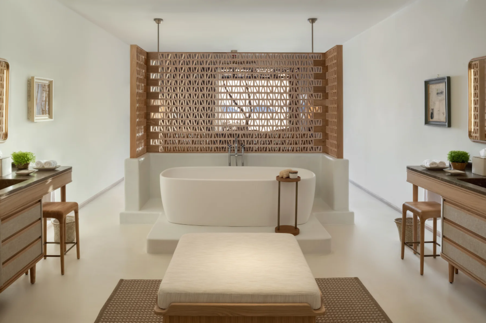 Sea View Junior Suite Pool Level