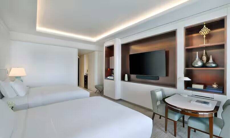 TWO QUEEN BEDS DELUXE ROOM