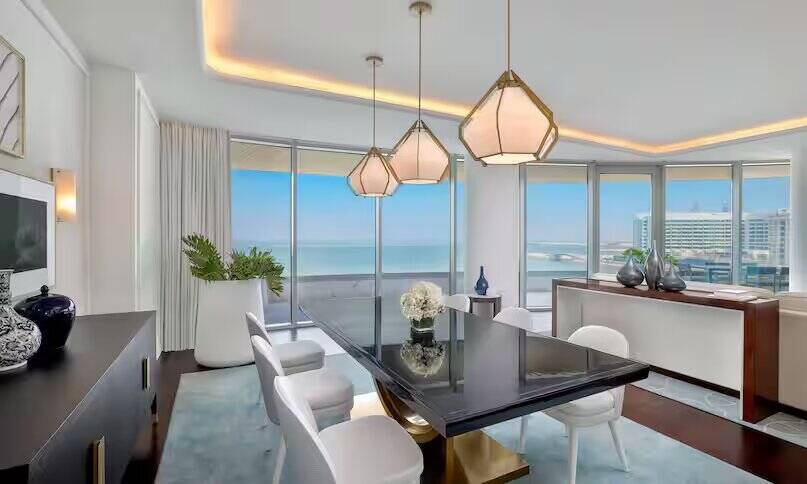 LUSAIL ONE BEDROOM SUITE WITH SEA VIEW