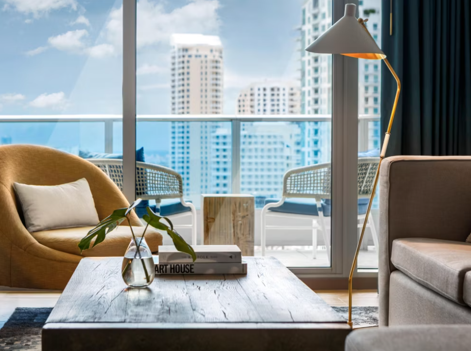 One Bedroom Suite High Floor