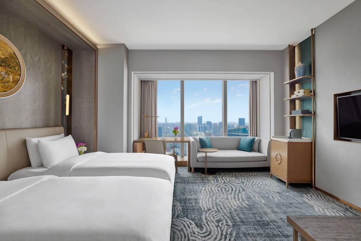 Twin Deluxe Room High Floor