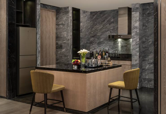 King Conrad Suite