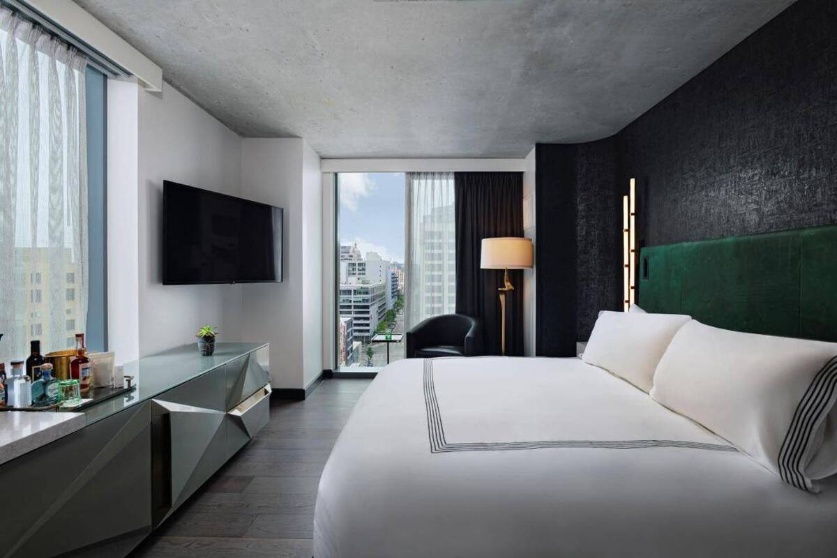 Accessible San Jacinto Suite