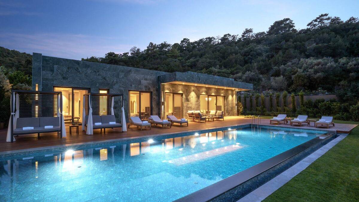 Arya Villa