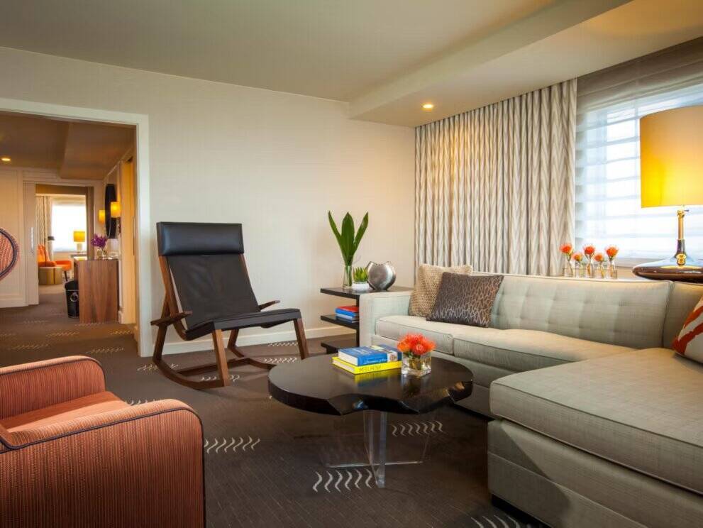 Arena Suite