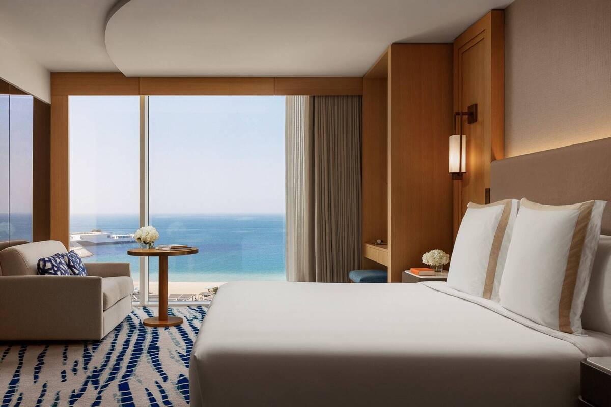 Ocean Balcony Club