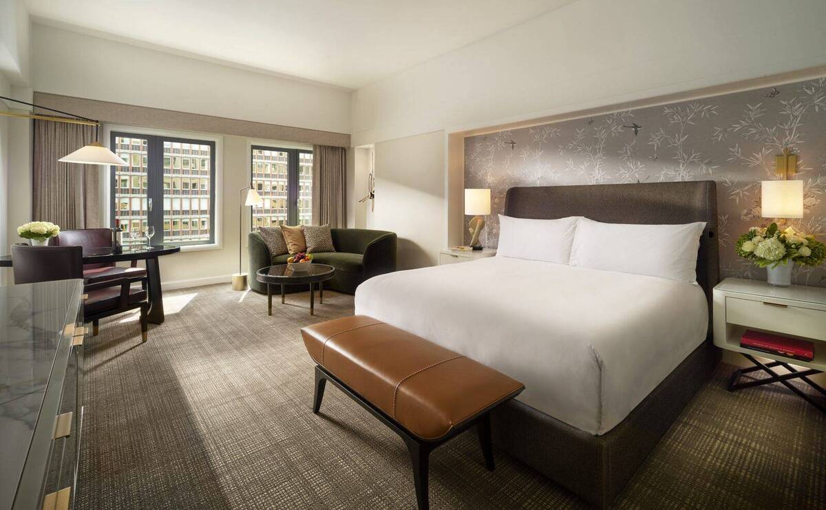 Deluxe Accessible Room