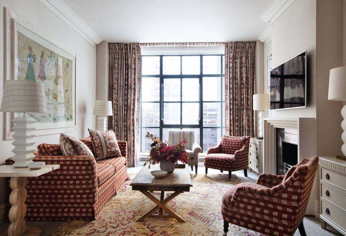 Corner Terrace Suite