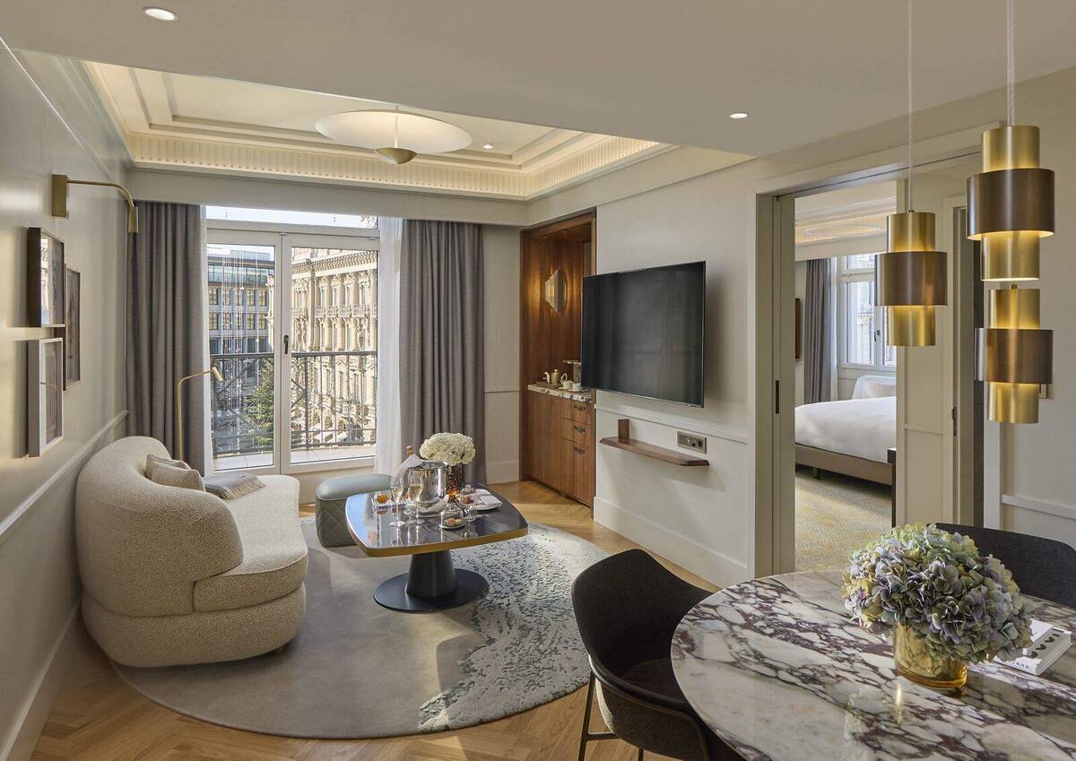Corner Suite with Balcony