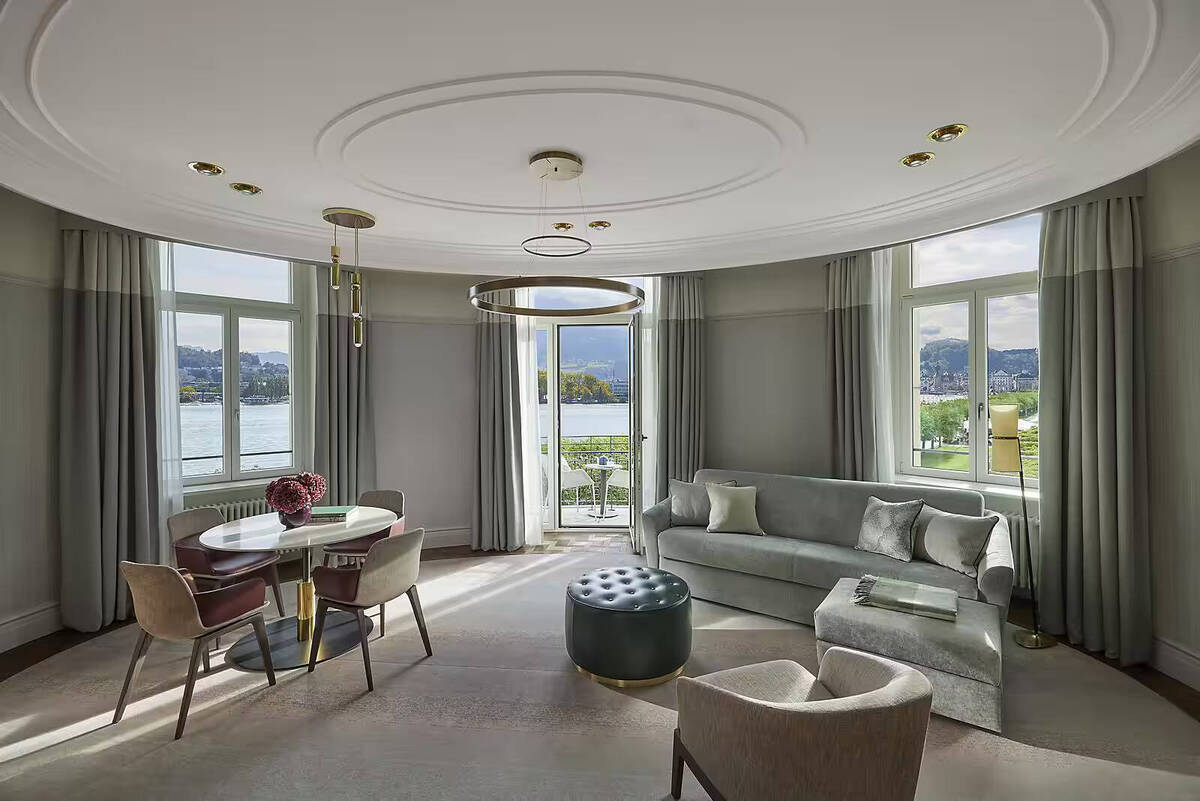Lake View Tower Suite 