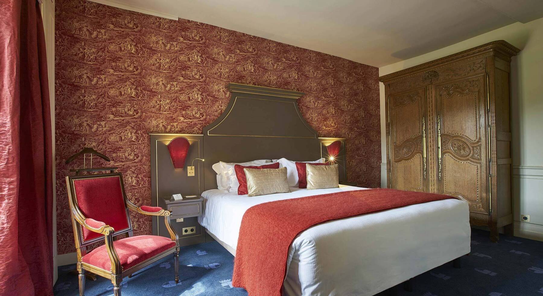 Tradition Room