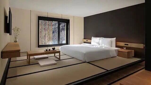 King Bed