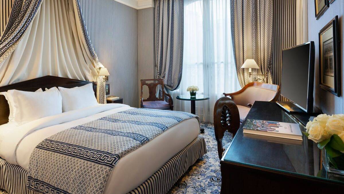 Prestige One Queen Room