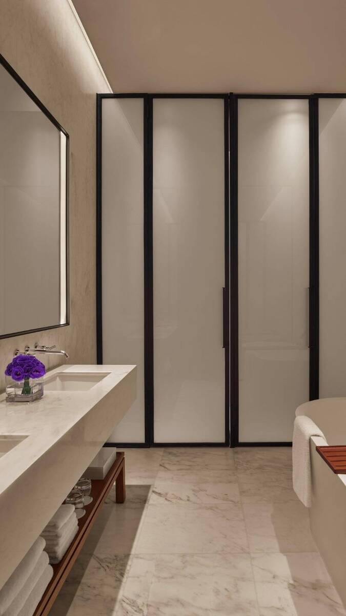 King Bed Pearl Tower View Room