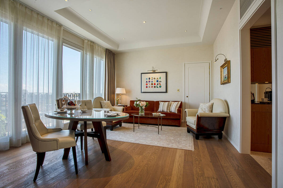 Prestige Panoramic Suite