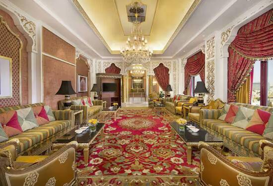 Qasr Royal Suite