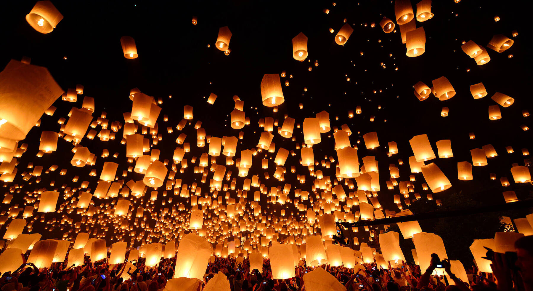 Discover Chiang Mai's Festivals of Light