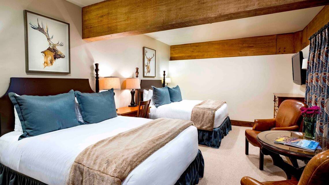 Deluxe Two Queen Room with Hot Tub