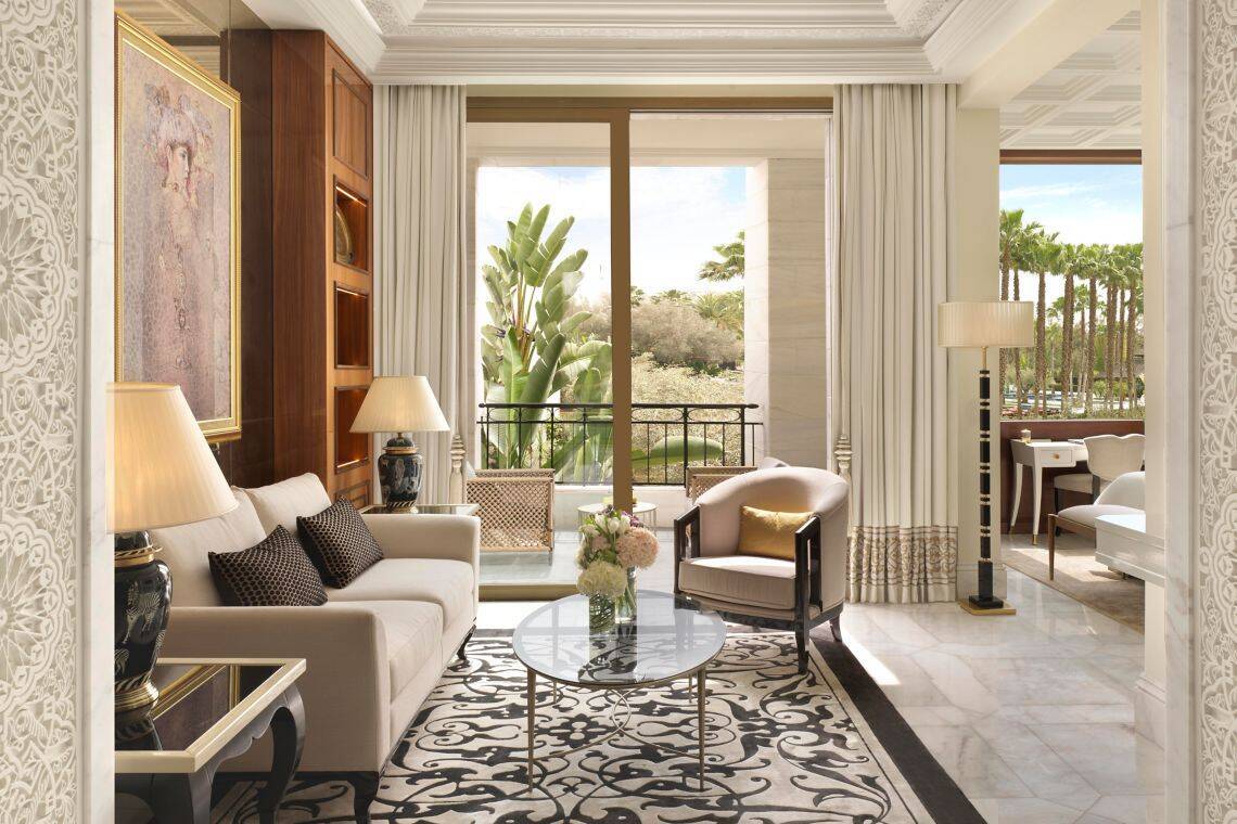  PREMIER KING ROOM POOL VIEW TERRACE