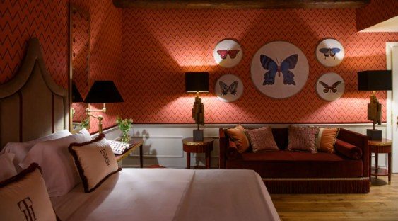 King Bed Premium