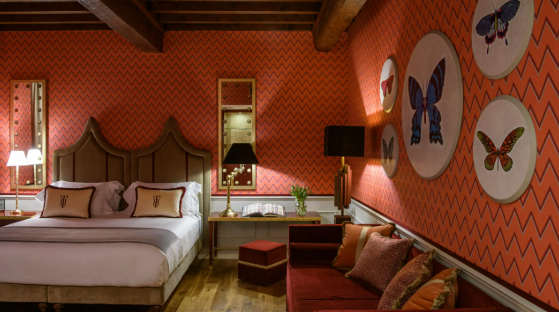 King Bed Premium