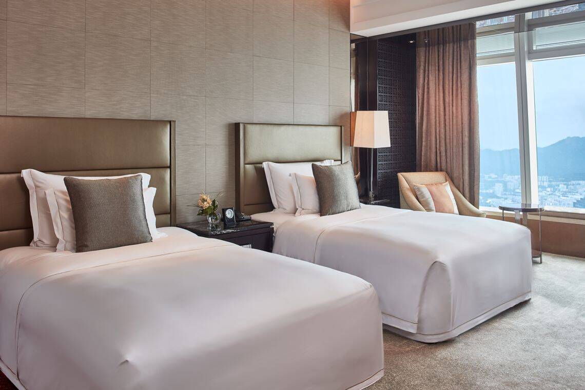 Deluxe Double Victoria Harbour Room