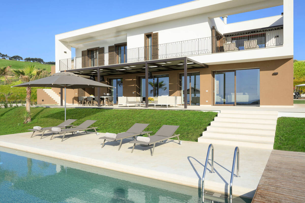 Villa Agata Three Bedrooms Sea View