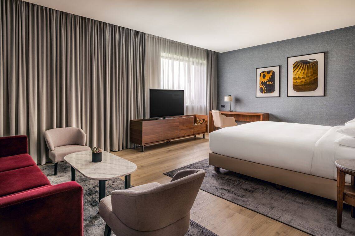 Junior Club Suite