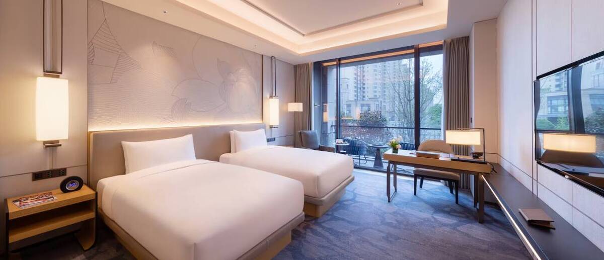 Classic Room with Balcony inc. Breakfast