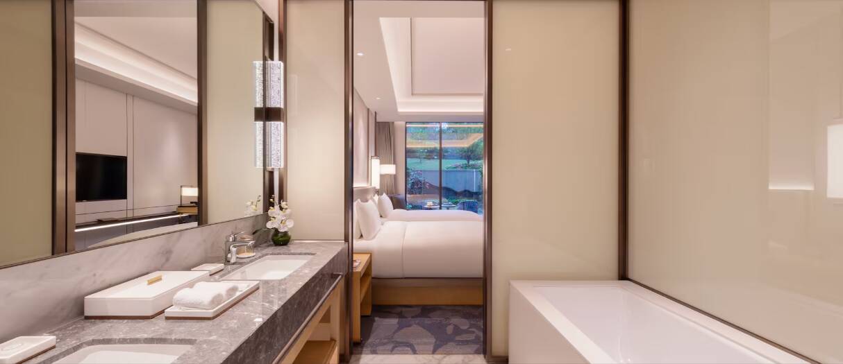 Premium Room with Garden incl. Breakfast