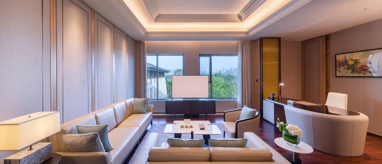 Master Suite RedLevel incl. Breakfast